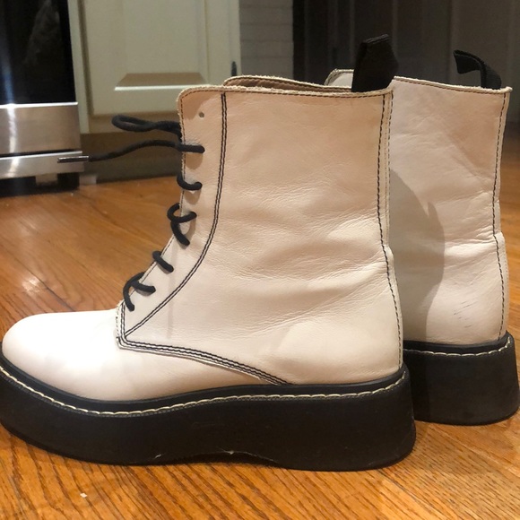 Zara White leather boots ! Bloggers must have - Picture 4 of 9